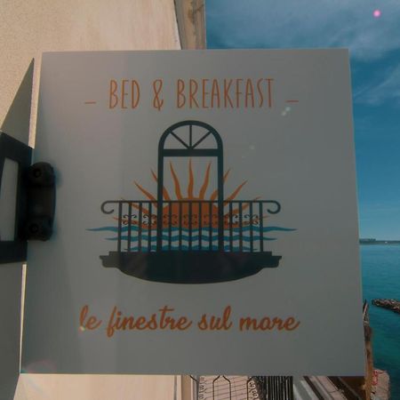 B&B Le Finestre Sul Mare Taranto Exteriér fotografie