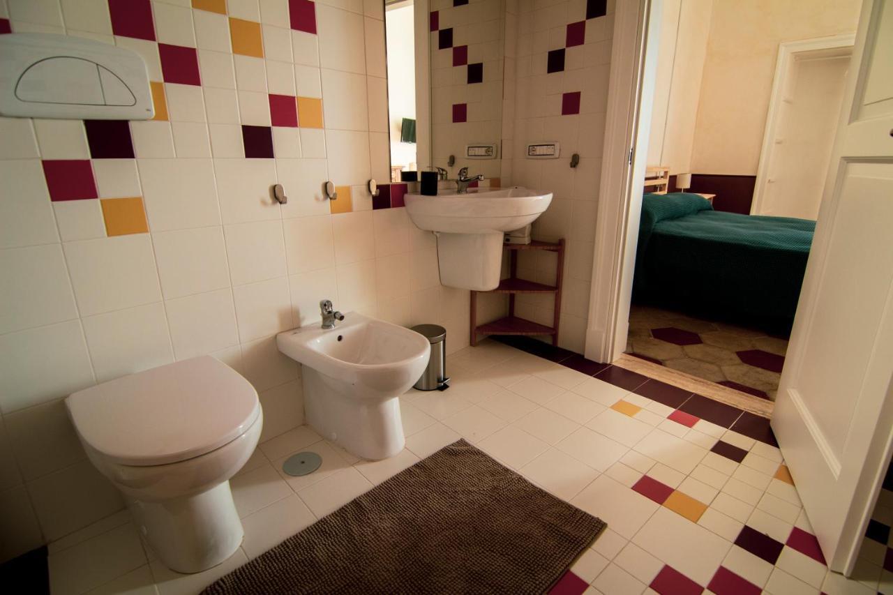B&B Le Finestre Sul Mare Taranto Exteriér fotografie