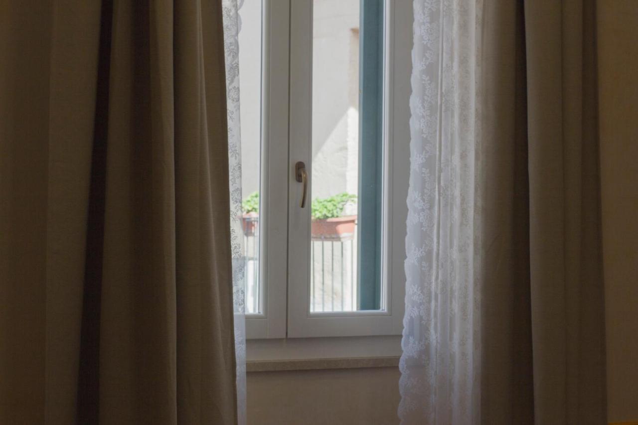 B&B Le Finestre Sul Mare Taranto Exteriér fotografie