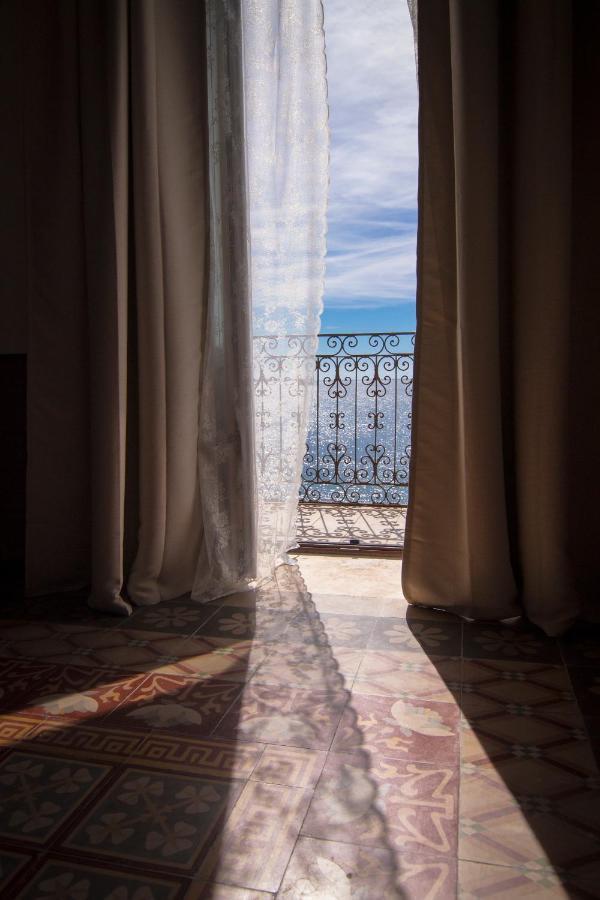 B&B Le Finestre Sul Mare Taranto Exteriér fotografie