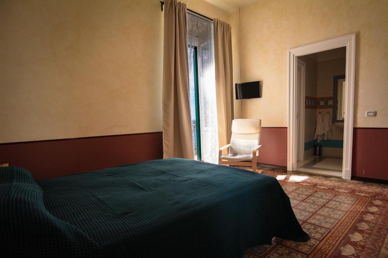 B&B Le Finestre Sul Mare Taranto Exteriér fotografie
